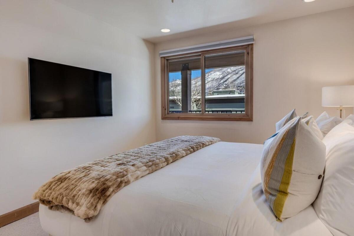 New Listing 2Br 2Ba Condo - Mountain Views Aspen Exteriér fotografie